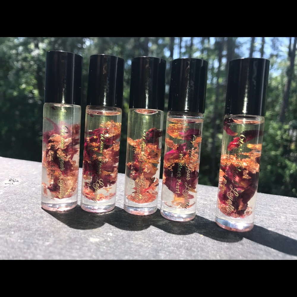 Flavor lip oil